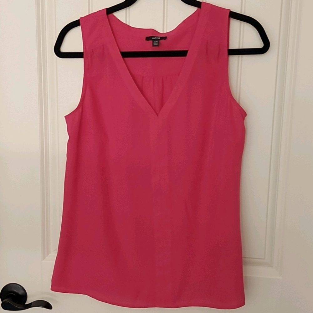 Sleeveless blouse